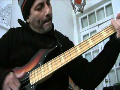 Ciro Cruz  with Fender Jazz Bass Video camera test at home