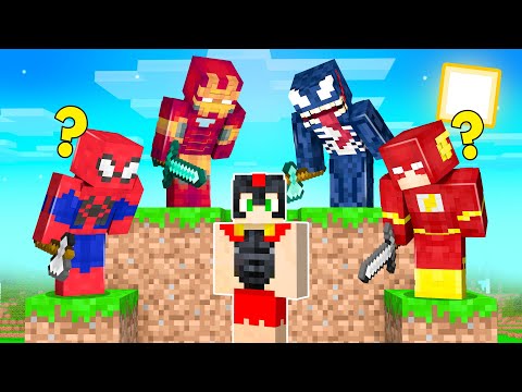 I HIDE from ALL the SUPERHEROES in MINECRAFT 😱 HIDE AND GO (Iron Man, Spiderman...)