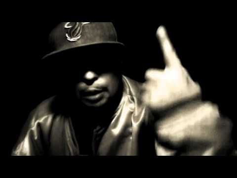 Bascur - No Somos Nada - (Video Oficial)