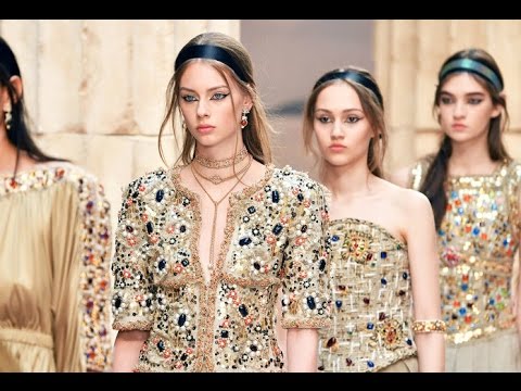 Chanel | Full Show | Cruise 2017/18