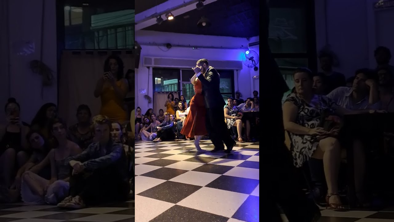 Mara Oviedo y Sebastián Fernández - No me extraña (2/4)