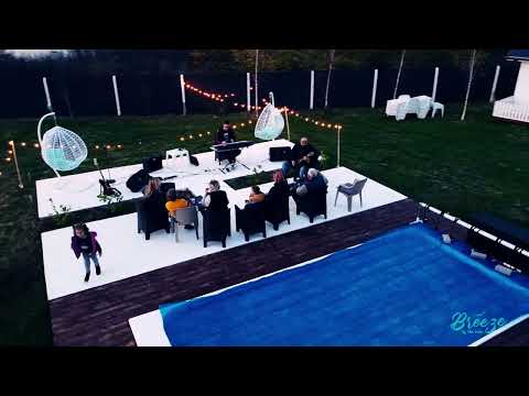 Breeze By The Lake ,  un loc magic, de poveste si de povestit, pe malul lacului Strejesti, raul Olt.