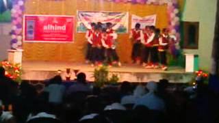 preview picture of video 'KOLUPALAM THANVEERUL ISLAM MADRASSA  DAFF SANGAM BY MOHAMED RAOOF THANGASSERY'