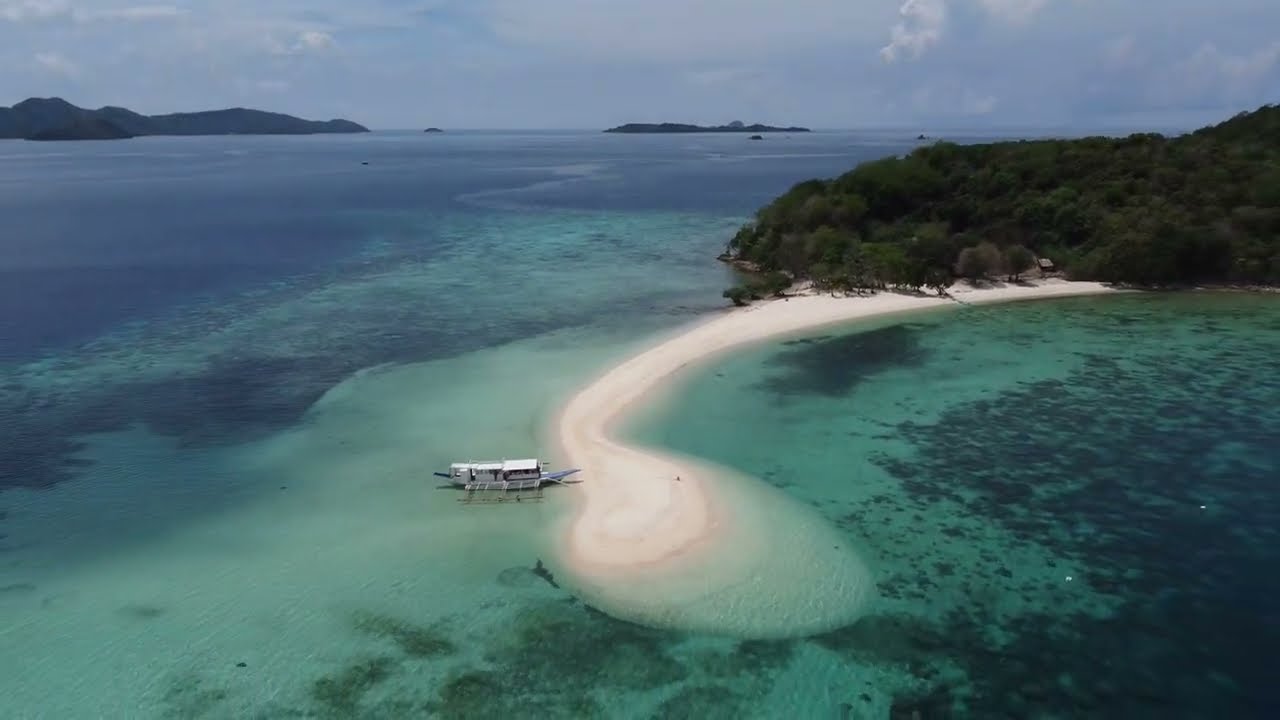 Experience one of the most popular tourist site in Coron, Philippines.