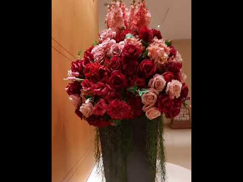 FLOWER MARKET, MONGKOK-STREET IN HONGKONG