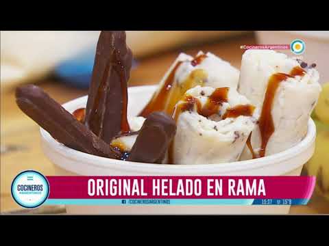Helado con frutas y toppings a la chapa