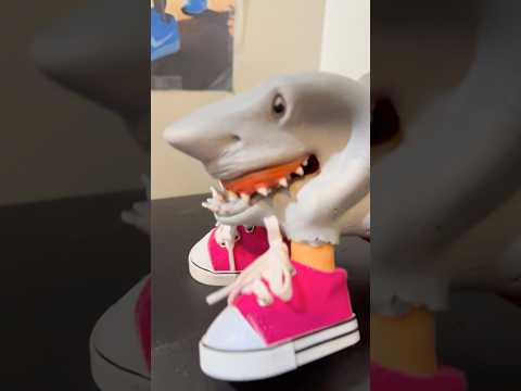 tralalero tralala puppet