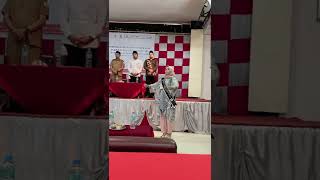 Download lagu Dirigen lagu indonesia raya-tri sabarani mp3 Download lagu Dirigen lagu indonesia raya-tri sabarani mp3