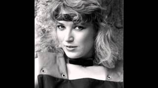 Tanya Tucker -- Would You Lay With Me (In A Field Of Stone)