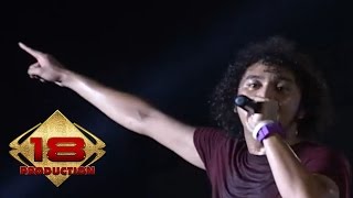 Download lagu Nidji - Hapus Aku (Live HUT ke 480 Jakarta 2007) mp3