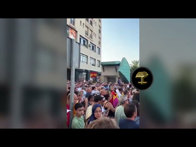 Manifestación contra Pedro Sánchez en Ceuta