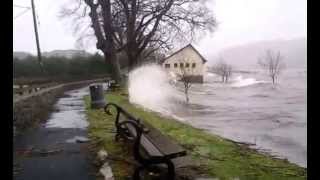 preview picture of video 'Bala Lake, North Wales, February 6th 2011'