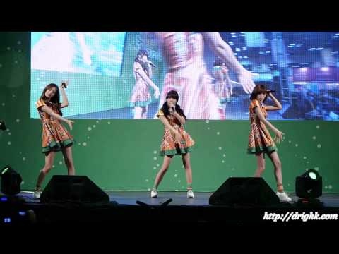 [직캠] 140717 오렌지캬라멜OrangeCaramel - 까탈레나 (HR) [킨텍스] by drighk