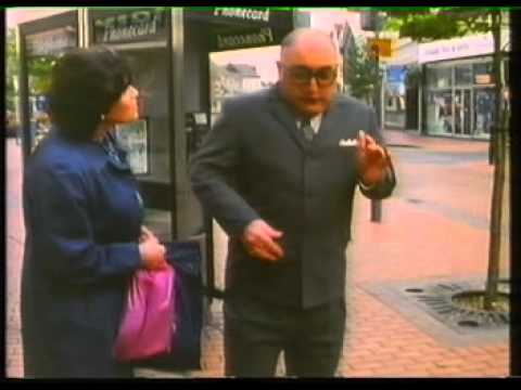 The All New Alexei Sayle Show S01E01