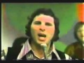 Lion Sleeps Tonight 1961 Tokens Live Remix ...