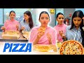 Pizza Par Palta Chilli Flakes Ka Dabba