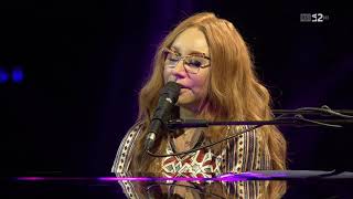 Tori Amos - Amber Waves - Live at Baloise Session 2015 - 4K 60FPS Upscale