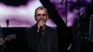 Ringo Starr, Joe Walsh perform &quot;It Don&#39;t Come Easy&quot; at the 2015 Hall of Fame Induction Ceremony
