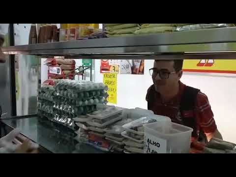 O gaguinho da resenha no açougue