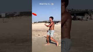 His Frisbee Skills Are Insane (@frisbeeyourself)
