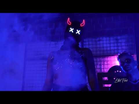 LIPE PLAY  e  MC FLAVINHA  - SENTA GOSTOSO CLIPE OFICIAL