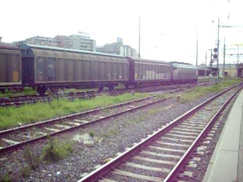 E652 157  in testa al MRS 55397