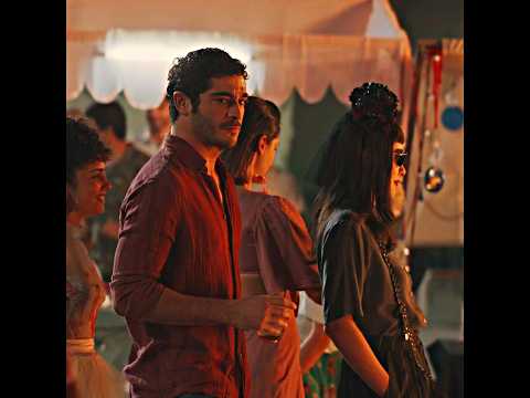 Maran's walk (Şahmaran)🔥💣 #burakdeniz #handeerçel #haymur #hanbur #aşklaftananlamaz #ikiyabanci