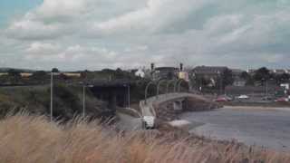 preview picture of video 'RPSI loco 461 passes through Laytown on it's way to Skerries'