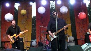 Smithereens at Maplewoodstock - Girl Like You and Behind Blue Eyes.MP4