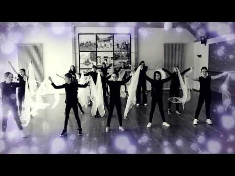 "Kids dance" - Lass jetzt los  - Tüchertanz Eiskönigin