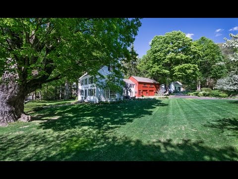 98 Monument Concord MA