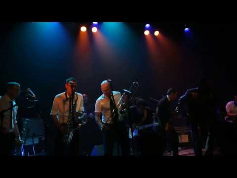 Roy Ellis / 65 mines street and the magic plumbers à l'Atelier 210, Bruxelles