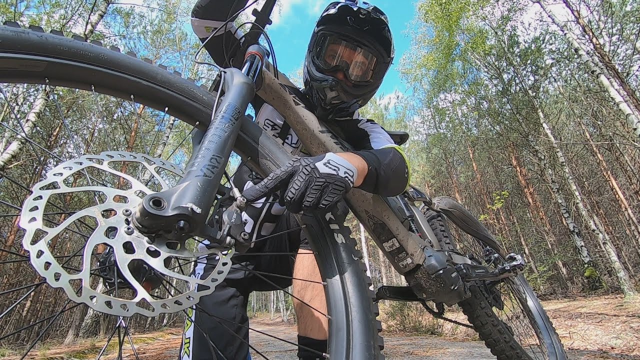 SzajBajk na haju, testuje swoje własne okładziny! Jakie klocki hamulcowe wybrać Będzie głośno!