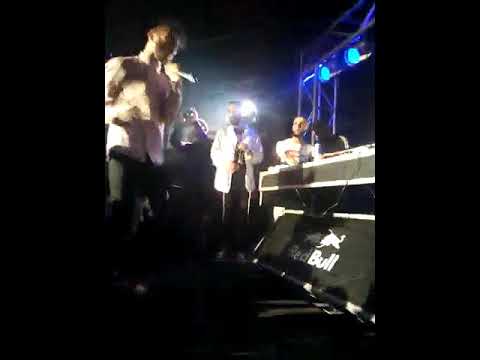 Axe Bronx parti rüzgar ft ziq zaq ft