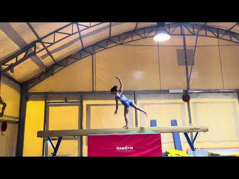 MOST DIFFICULT ELEMENT ON BEAM 😱😍🎅🏼 #gymnastics #artisticgymnastics