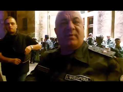 Ինձ հարցեր մի տուր. ոստիկանապետը՝ լրագրողին