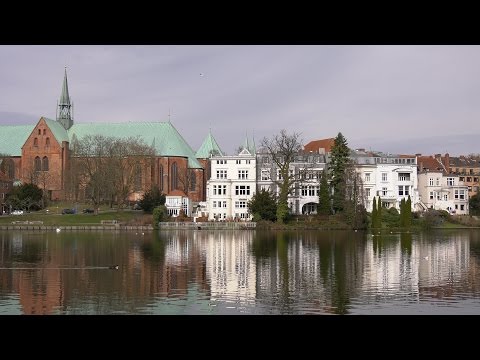 Lübeck, Germany: Altstadt (Old Town), Mühlenteich - 4K UHD Video (2160/50p)