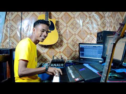 JUVENAL_Niova (By vsb Production)