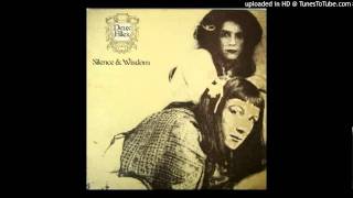 Deux Filles - Drinking at a Stream