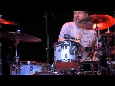 Big Head Todd and The Monsters - Runaway Train (Live at Red Rocks 2008)