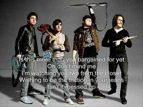 Fall out boy - Sugar we're going down swinging  (With Lyrics)