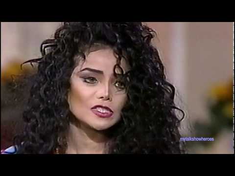 LA TOYA JACKSON - REVEALING INTERVIEW