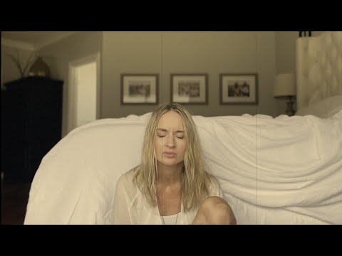 BECKY KELLEY - WE MISS YOU - OFFICIAL LYRIC VIDEO