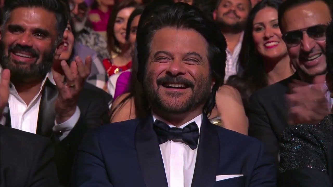 Capture Every Moment with Vivo Selfie | Sushant, Saif, Kriti and Shahid wife