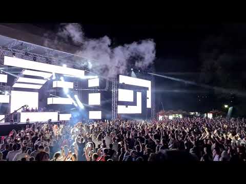 Ilario Alicante @freshwavefest 2021 playing Da Hool - Meet Her At The Loveparade