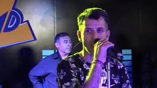 Como Lo Hizo Lyrics English Translation