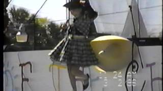 Maria D'Luz - Bailando Quebradita at Sombrero Fest