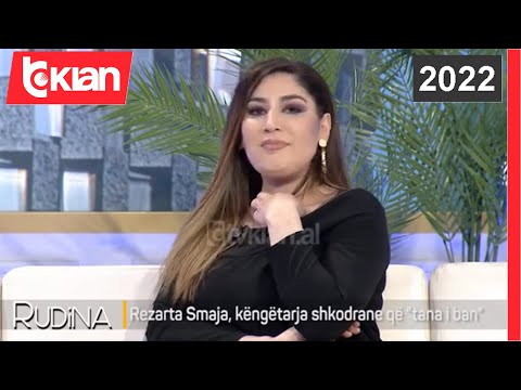 Artistja këndon live këngën e Aleksandër Gjokës