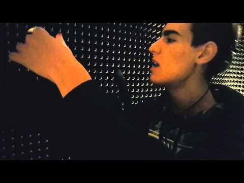 Марата - Разни , празни стаи (prod. RapaNizze)