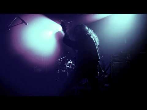 BÖLZER - ENTRANCED BY THE WOLFSHOOK/ZEUS - SEDUCER OF HEARTS (Live)